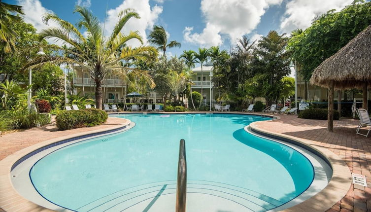 Photo 1 - Coral Villa by Avantstay Close 2 DT Key West Shared Pool & Patio