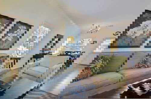 Foto 3 - Coral Villa by Avantstay Close 2 DT Key West Shared Pool & Patio!
