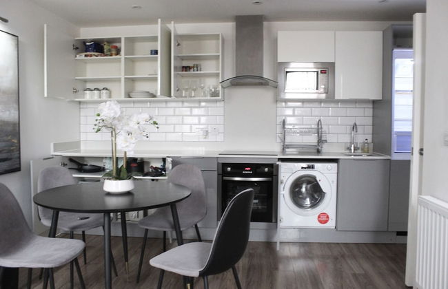 Luxurious 2 Bedroom Apartment With Free Parking - Foto 19