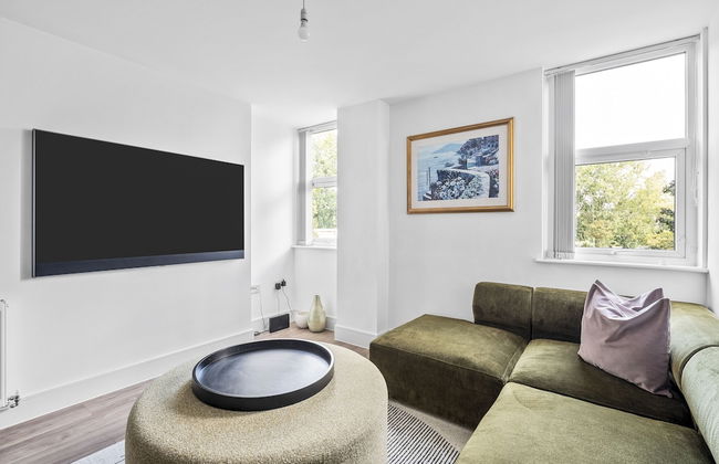 Luxurious 2 Bedroom Apartment With Free Parking - Foto 13