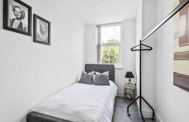Luxurious 2 Bedroom Apartment With Free Parking - Foto 2
