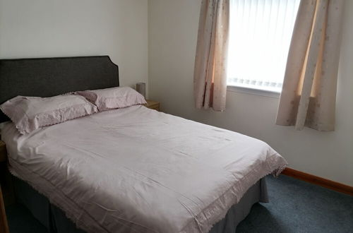 Photo 4 - Impeccable 2-bed Flat in Wick