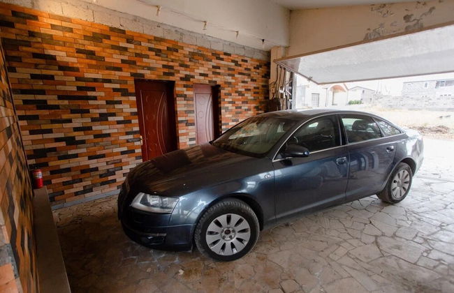 4 Bed Villa Estate Sleeps 7 - Pool, Garden, Sauna - Foto 41