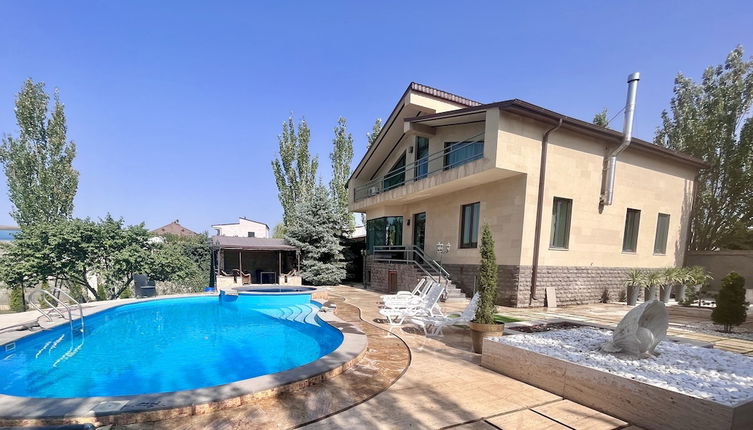 Photo 1 - Stunning Villa Private Pool Near Yerevan Centre