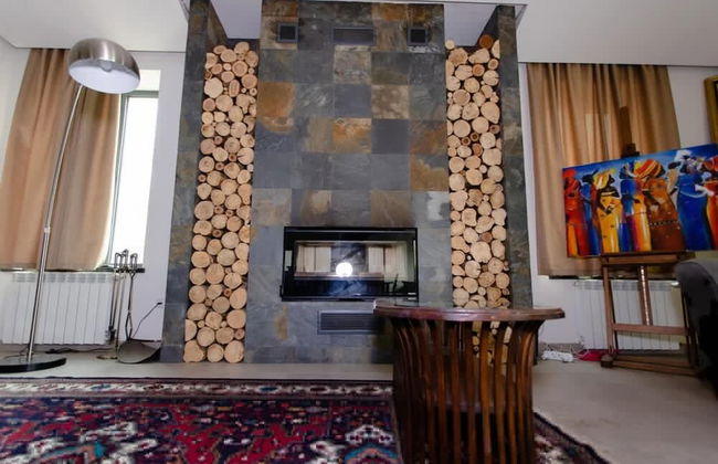 4 Bed Villa Estate Sleeps 7 - Pool, Garden, Sauna - Foto 29