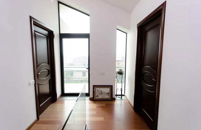 4 Bed Villa Estate Sleeps 7 - Pool, Garden, Sauna - Foto 28