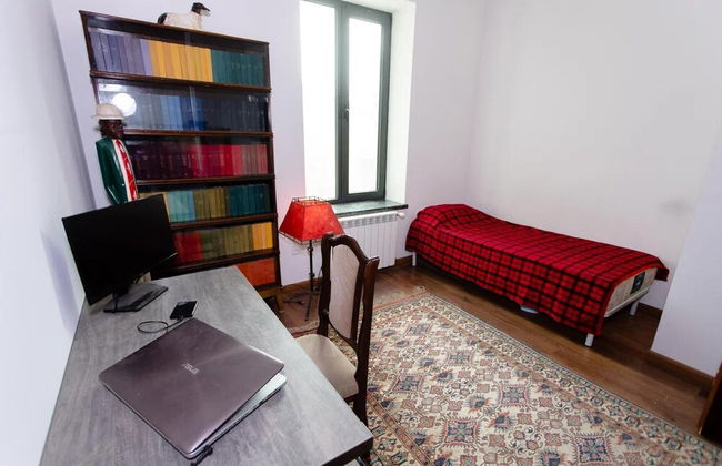 4 Bed Villa Estate Sleeps 7 - Pool, Garden, Sauna - Foto 4