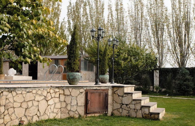 4 Bed Villa Estate Sleeps 7 - Pool, Garden, Sauna - Foto 44