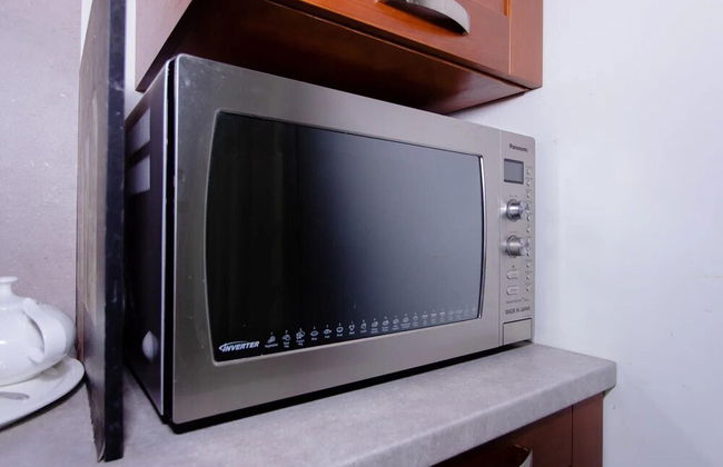 4 Bed Villa Estate Sleeps 7 - Pool, Garden, Sauna - Foto 11