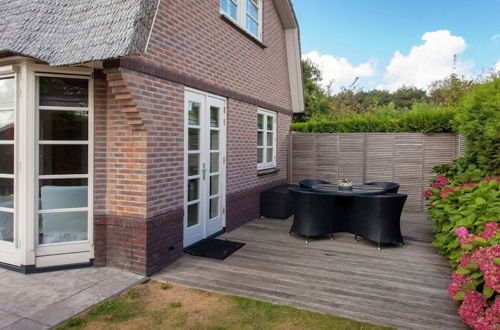 Photo 11 - Rustic Holiday Home in Noordwijk near Dunes