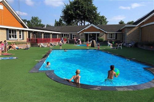 Foto 25 - Chalet in Voorthuizen With Indoor Pool