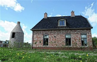Foto 1 - Heritage Holiday Home in Zoutkamp With Garden