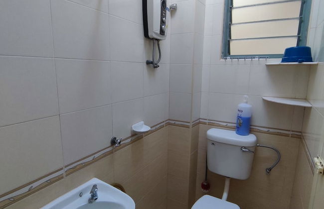 KPW at Royal Lily Apartment - Foto 26