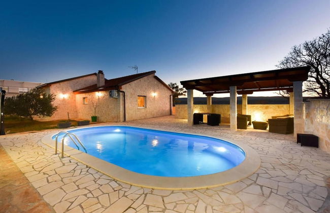 Stone House Captivating Villa in Pridraga, Zadar - Foto 1