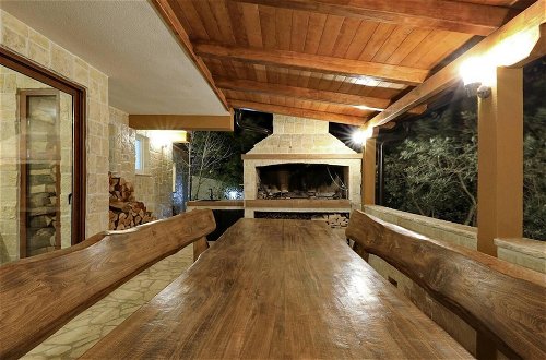 Foto 20 - Stone House Captivating Villa in Pridraga, Zadar