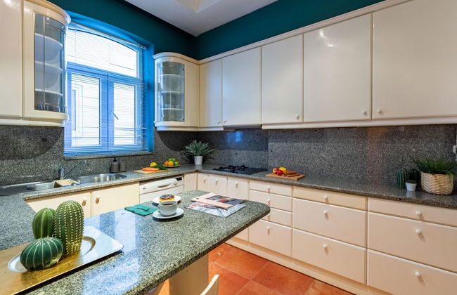 Missafir Flat in Beyoglu With Bosphorus View - Photo 17