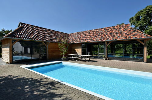 Foto 25 - Spacious Holiday Home in Herveld With Pool