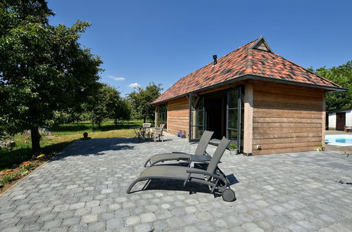 Foto 42 - Spacious Holiday Home in Herveld With Pool