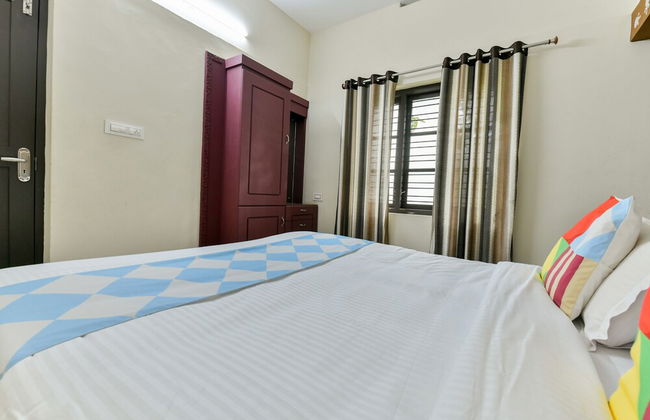 OYO 19135 Home Exotic 2BHK Kalpetta - Foto 8