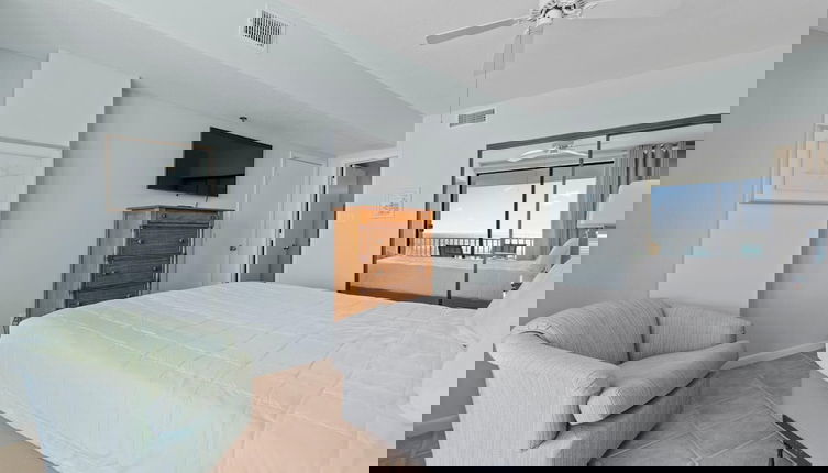 Foto 1 - Romar Place 903