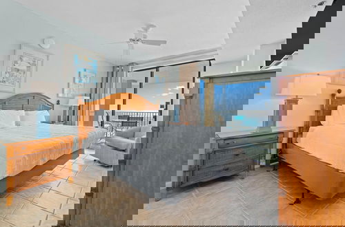 Foto 3 - Romar Place 903