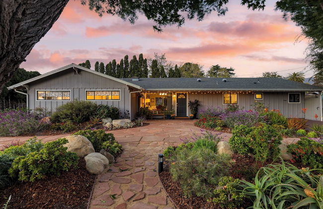 Hummingbird Haven by Avantstay Dog-friendly, Near the Beach, Huge Yard+hot Tub - Foto 7