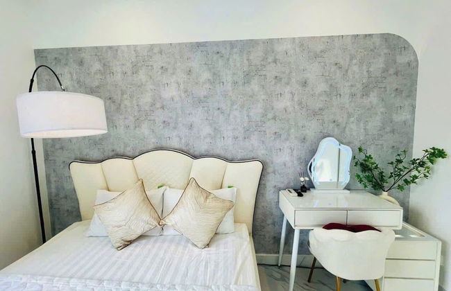 COZY- Vinhomes Grand Park Apartments - Photo 33