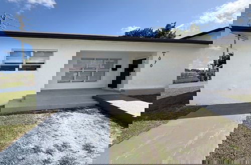 Foto 47 - NEW Luxury 5BR Villa Private Pool BBQ Game Room
