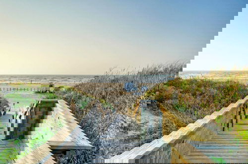 Foto 7 - Coral Reef by Avantstay Beach Boardwalk, Pool
