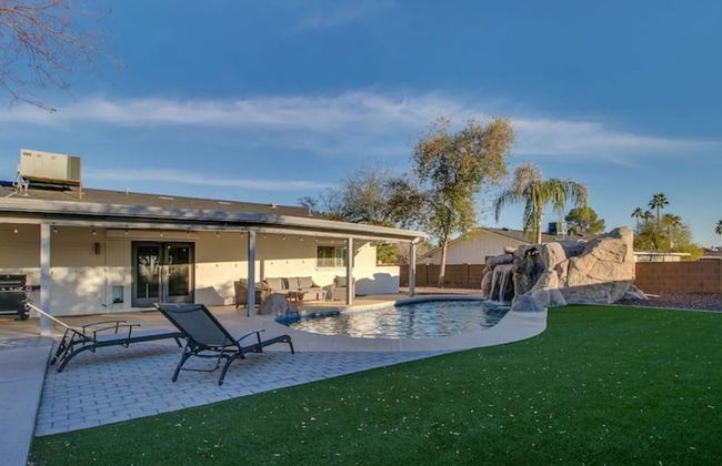 Relaxing 4 Bdrm Retreat in the Heart of Scottsdale - Foto 32
