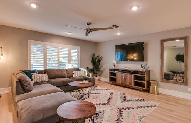 Relaxing 4 Bdrm Retreat in the Heart of Scottsdale - Foto 15