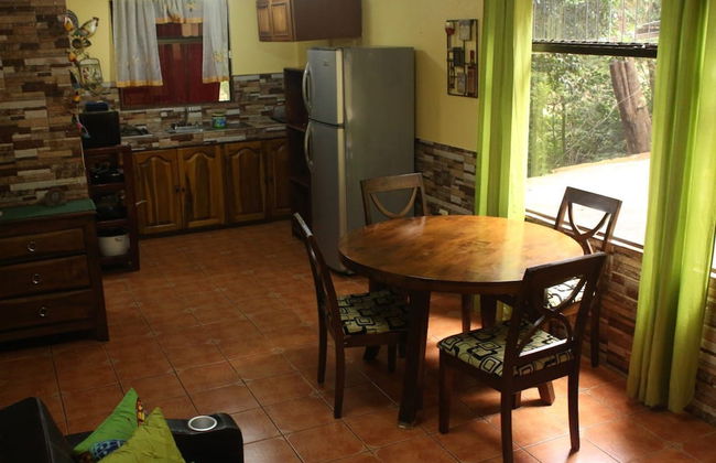 Cabañas Lunas del Poas - Foto 12