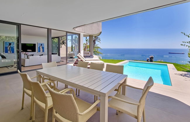 Ocean Villa - Ultra Luxury Villa in Bantry Bay - Photo 34