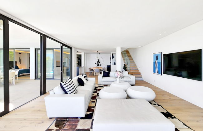 Ocean Villa - Ultra Luxury Villa in Bantry Bay - Photo 9