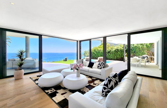Ocean Villa - Ultra Luxury Villa in Bantry Bay - Photo 5