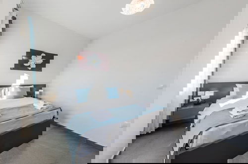 Photo 31 - Expansive Apartment With Beach Access - Jasemin