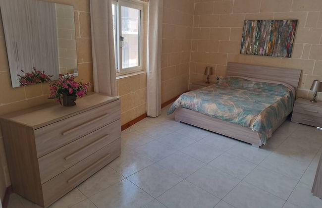 Sea and Country View 1st Floor Apartment - Photo 3