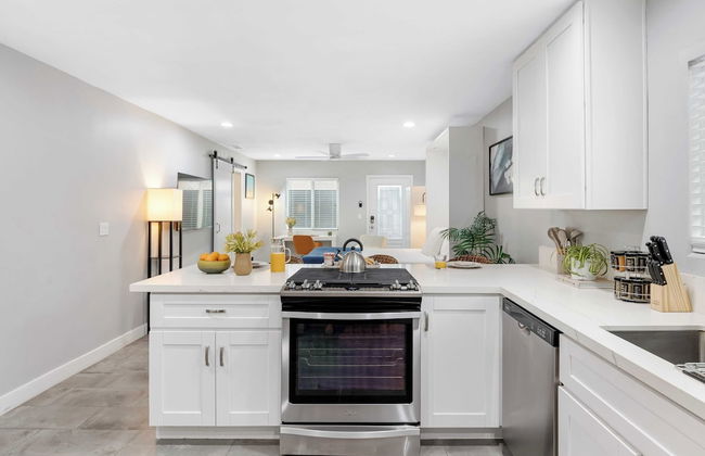San Diego Studio Near Top Spots w/ Pool, Hot Tub & Luxe Amenities Estancia - Foto 5