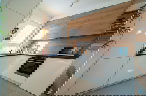 Photo 9 - Apartment Wing 77