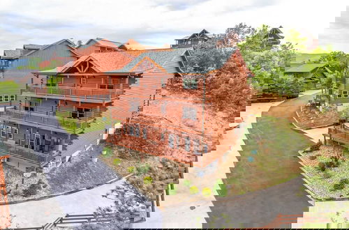 Foto 47 - Sleeps 18! Indoor Pool, Hot Tub, Theater, Game Room Laurel Point by Avantstay