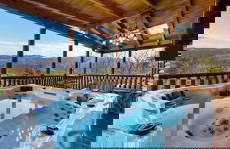 Foto 2 - American Dream by Avantstay Deck w/ Views Theater, Game Room, Community Pool
