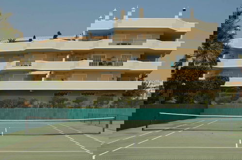 Foto 19 - Appartamento con 2 camere da letto a Albufeira con piscina e giardino