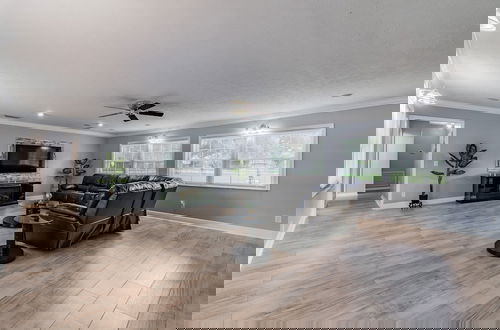 Foto 56 - A Large Tropical 7 Bedroom Estate by RedAwning