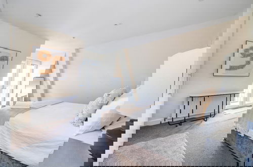 Foto 10 - Perfect 3-Bed Flat in North London