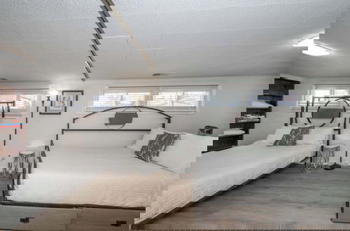 Photo 2 - The Grand Elm Suites Sleeps 10