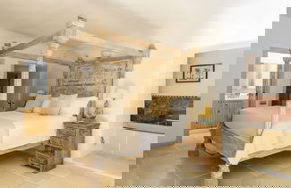 Foto 2 - Traditional Villa With Garden