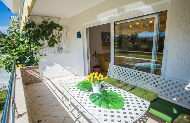 Beautiful Apartment in Prime Location - Photo 22