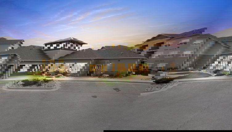 Foto 1 - Luxurious 1 Bed 1 Bath Apartment At The Meadows-Pet Friendly by FlexHaus