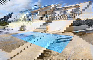 Foto 1 - Tranquil Villa With Private Pool