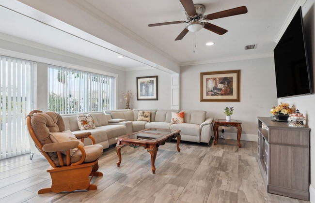 Coastal Charm: Seaside Hideaway 3 Bedroom Home by RedAwning - Foto 21
